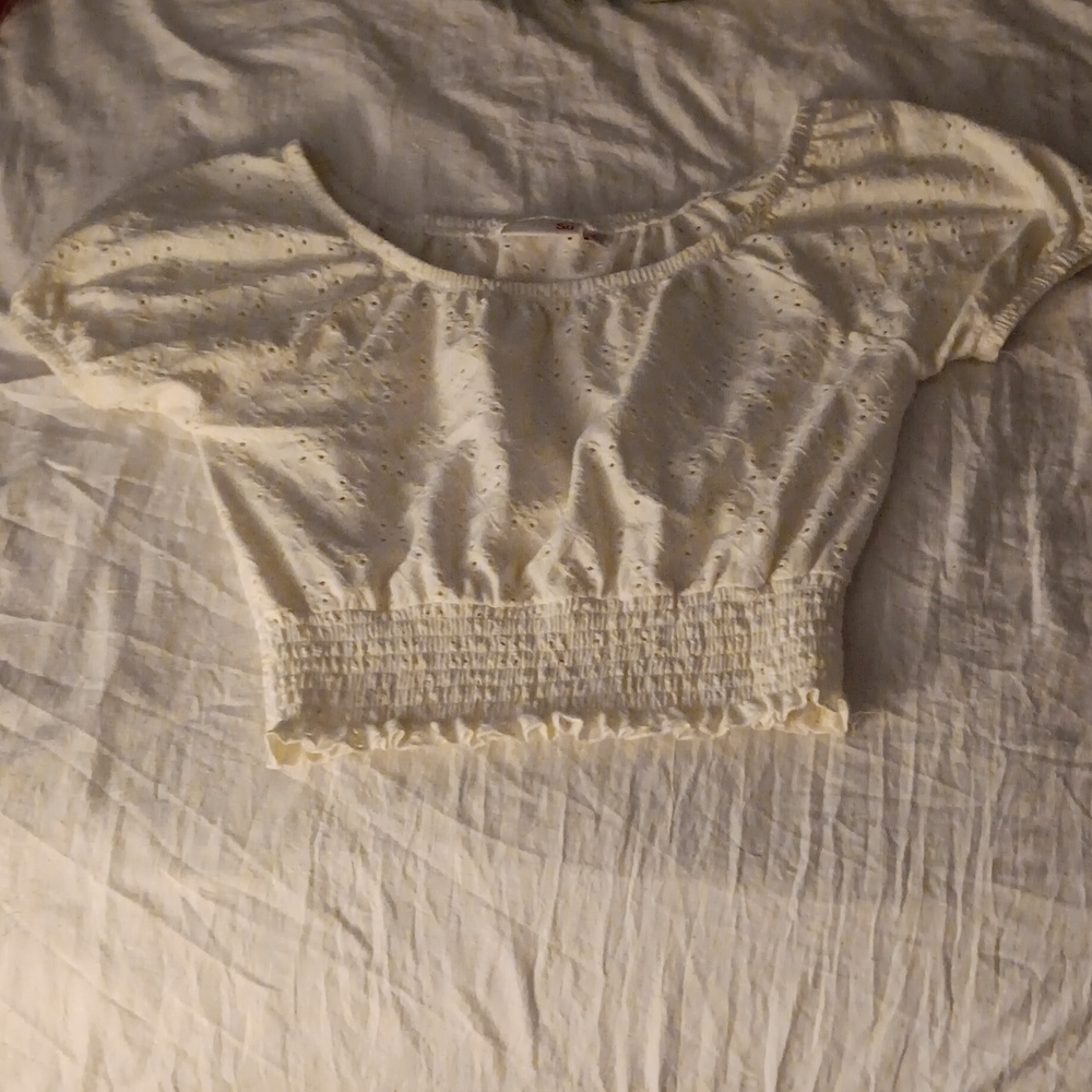SO crop top